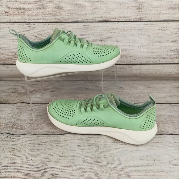Crocs LiteRide Paceer Kids Youth Sneakers Size Junior 4 Light Green - Picture 2 of 9